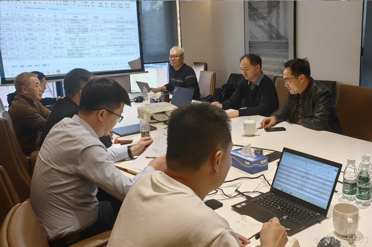 厉兵秣马 赢战未来—— 公海jcjc5500召开三季度销售工作总结暨四季度销售研讨会(图1)